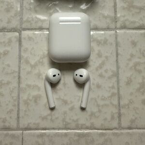 Air Pods 1st Gen